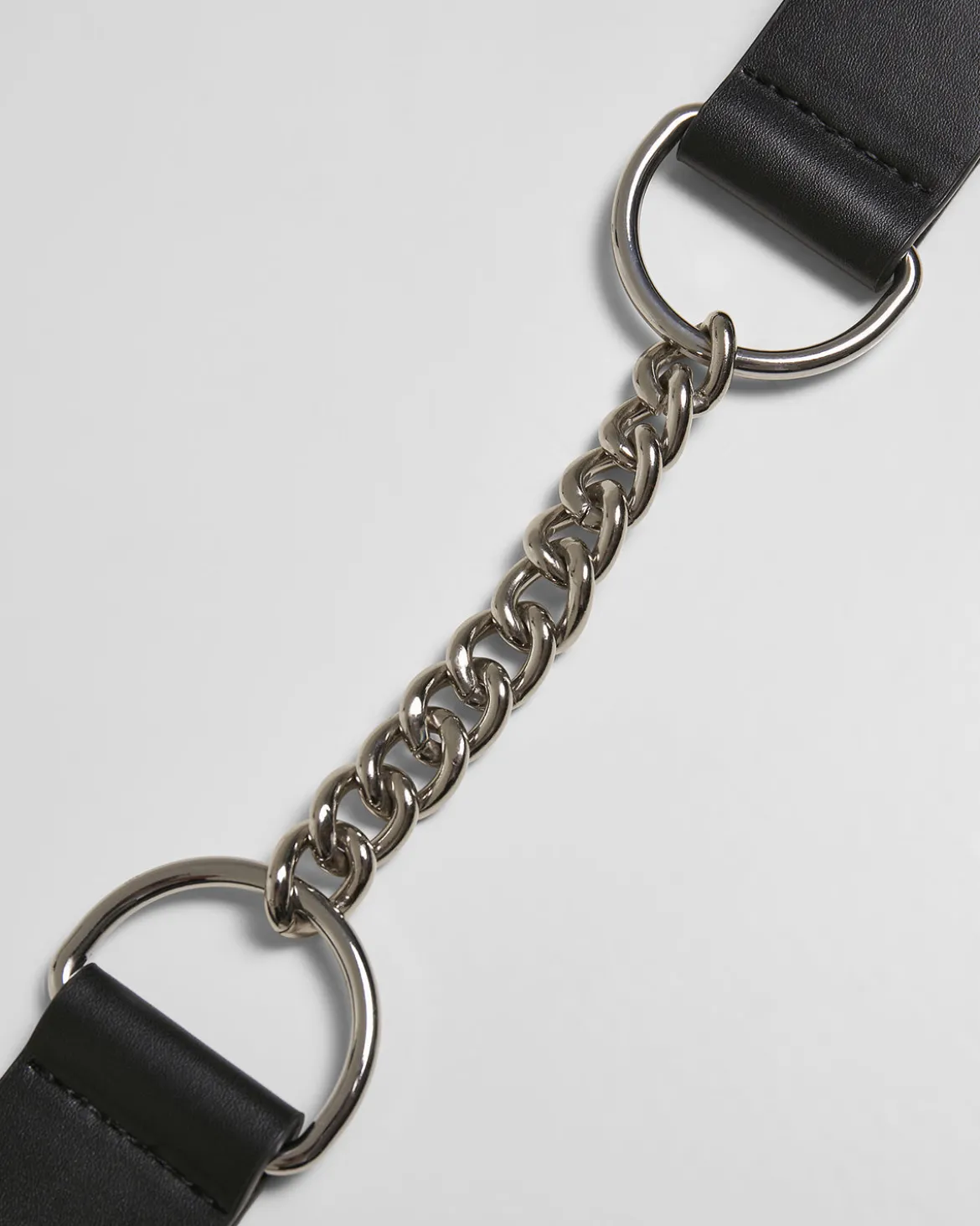Chain keinonahkavyö - Musta