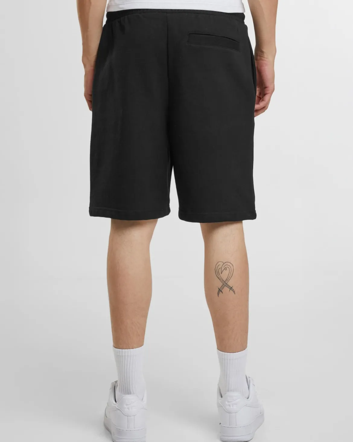 Kobard collegeshortsit - Musta