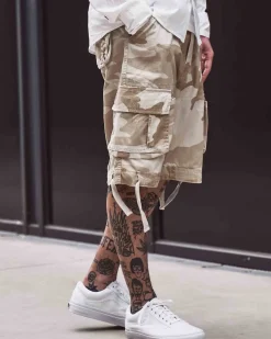 Urban legend reisitaskushortsit - Vaalea camo